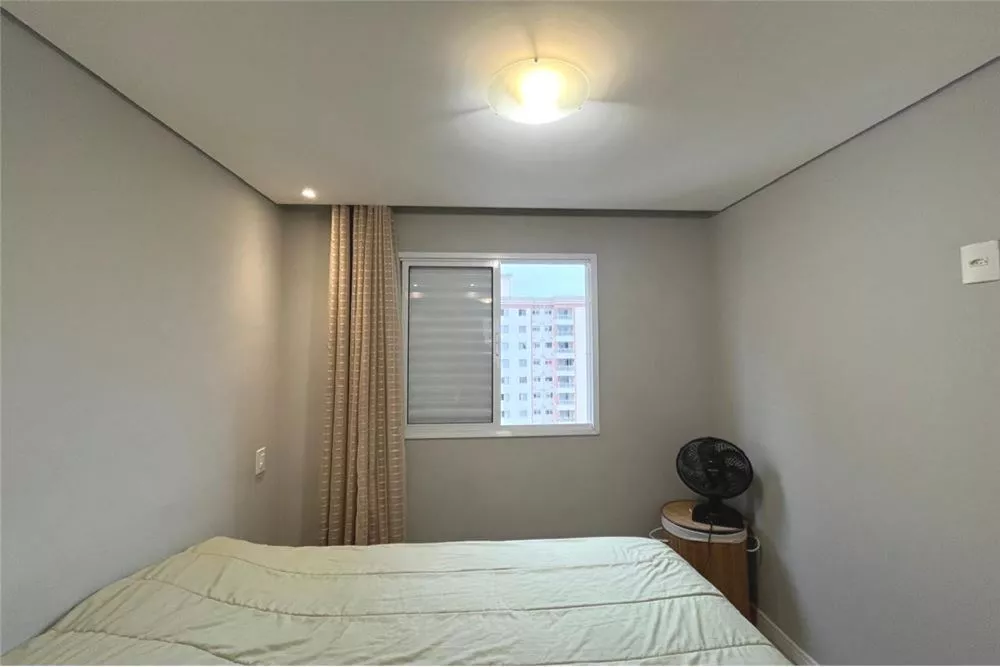 Apartamento à venda com 2 quartos, 46m² - Foto 2