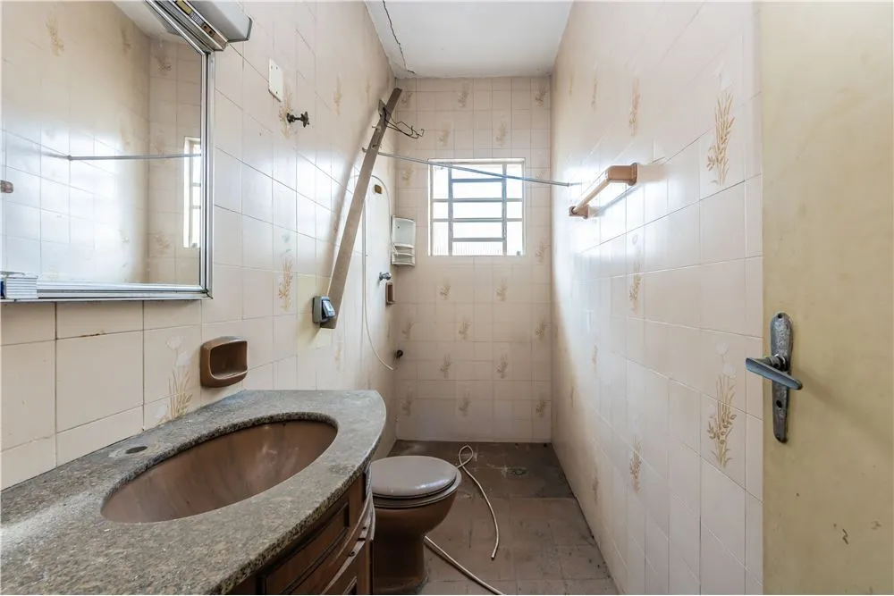 Casa, 4 quartos, 203 m² - Foto 1
