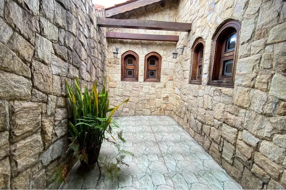 Casa, 5 quartos, 432 m² - Foto 1