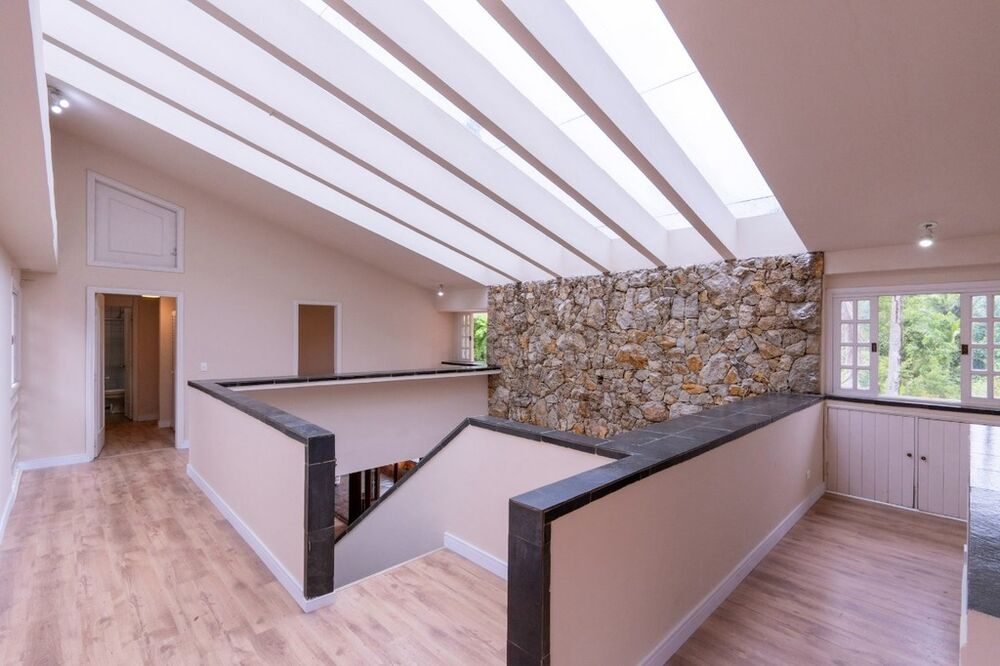 Casa à venda com 5 quartos, 380m² - Foto 5