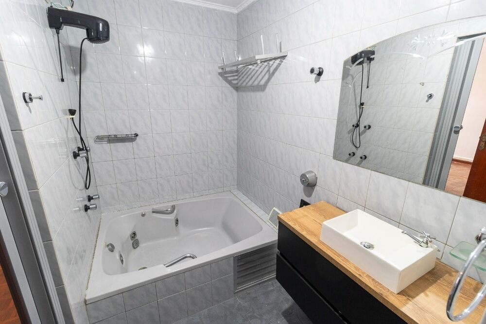 Casa, 4 quartos, 190 m² - Foto 3