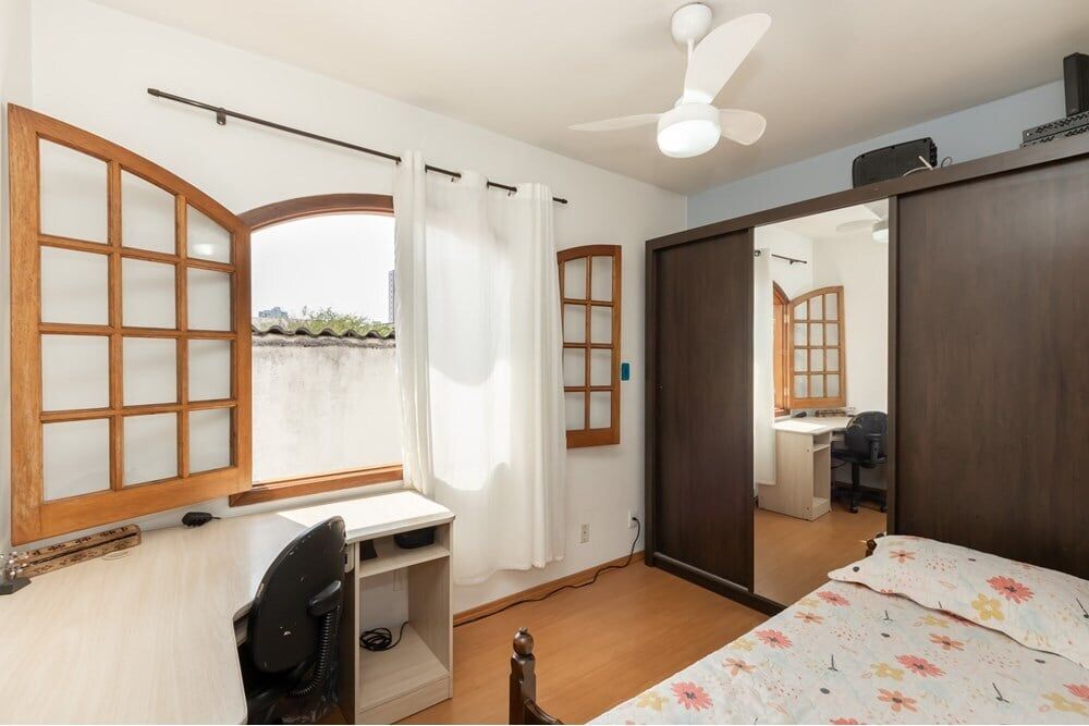 Casa, 4 quartos, 207 m² - Foto 4