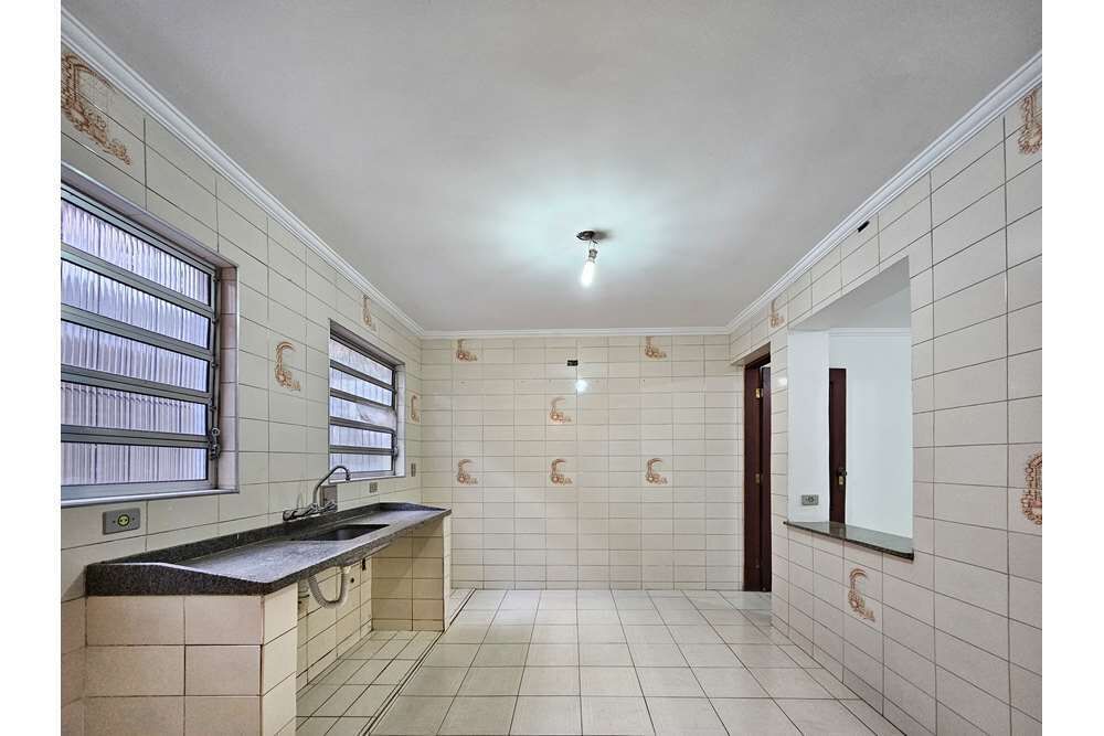 Casa, 4 quartos, 196 m² - Foto 2
