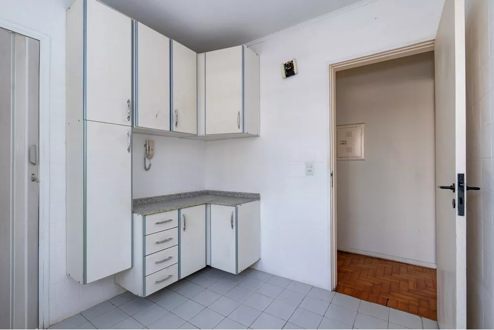 Apartamento à venda com 2 quartos, 62m² - Foto 4