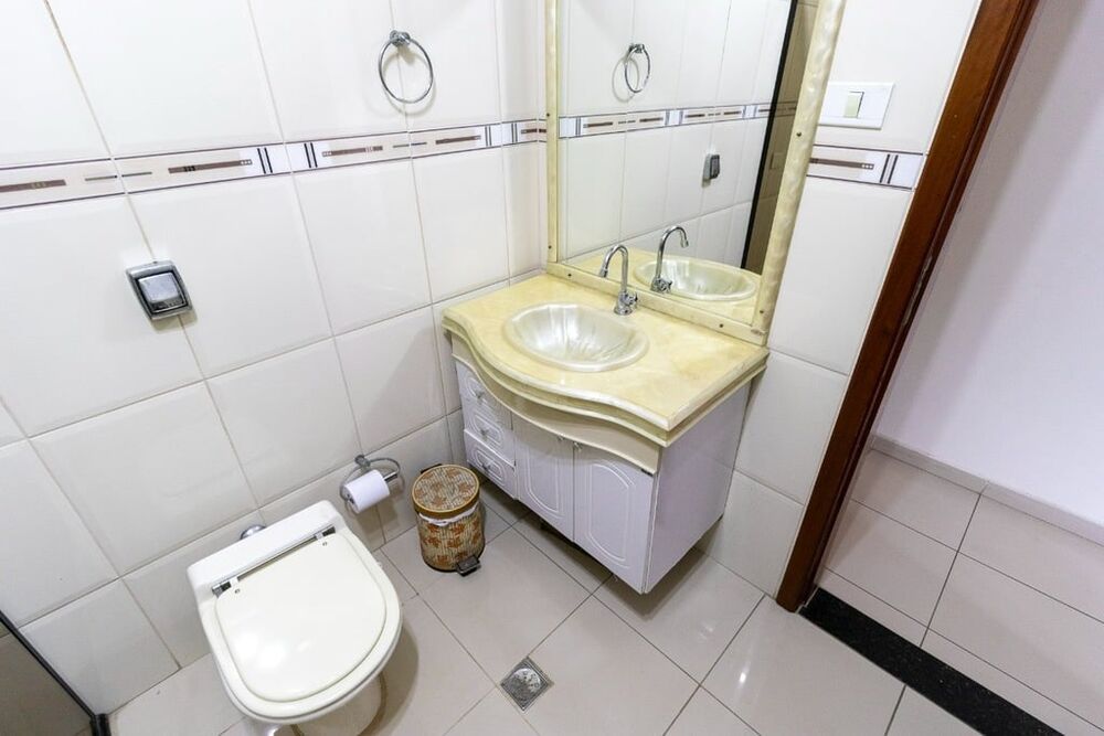 Casa, 3 quartos, 222 m² - Foto 2