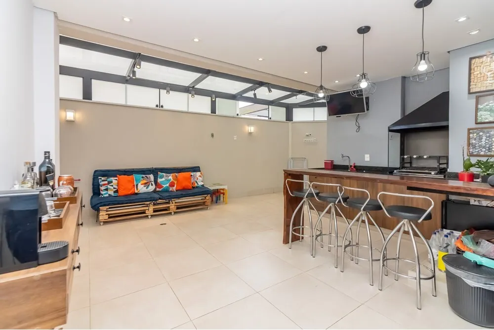 Apartamento, 3 quartos, 176 m² - Foto 1