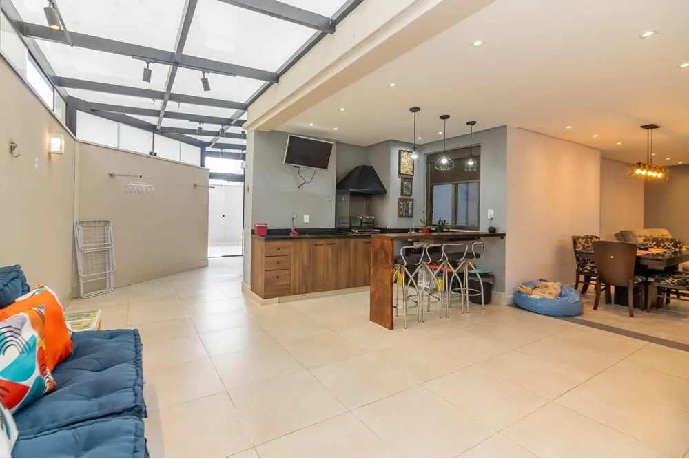 Apartamento, 3 quartos, 176 m² - Foto 2
