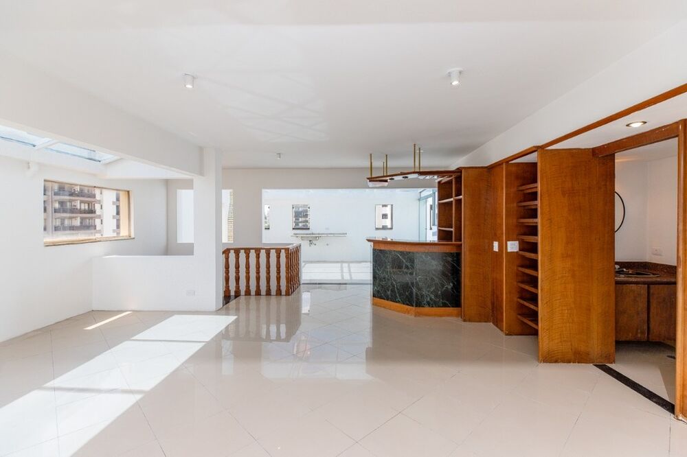 Cobertura, 4 quartos, 289 m² - Foto 2