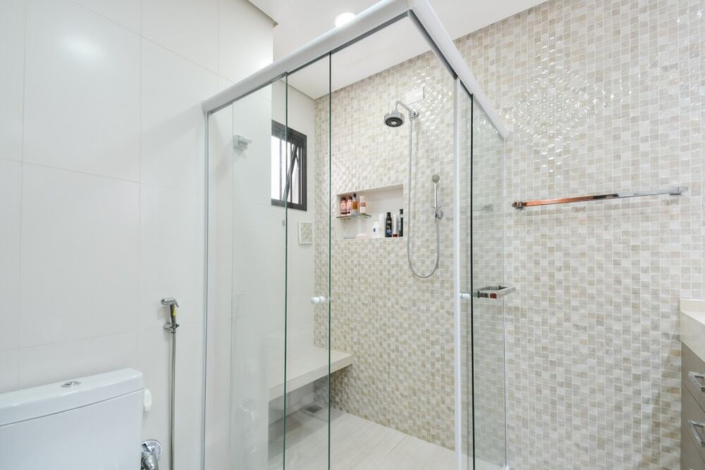 Casa à venda com 3 quartos, 244m² - Foto 2