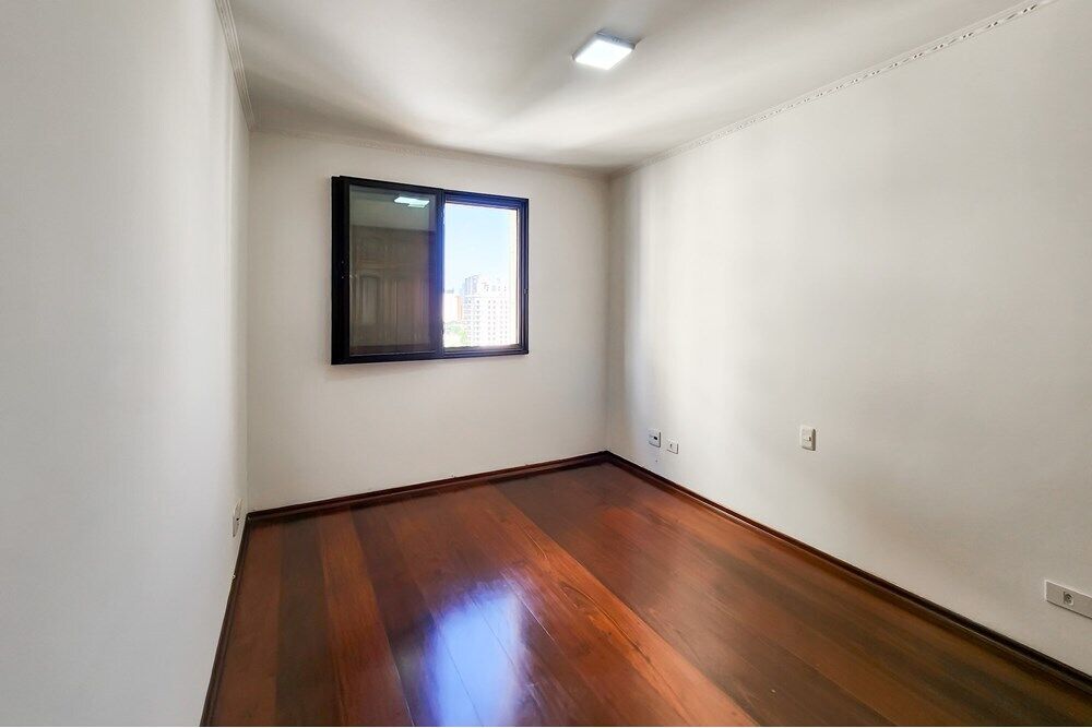 Apartamento à venda com 3 quartos, 128m² - Foto 9