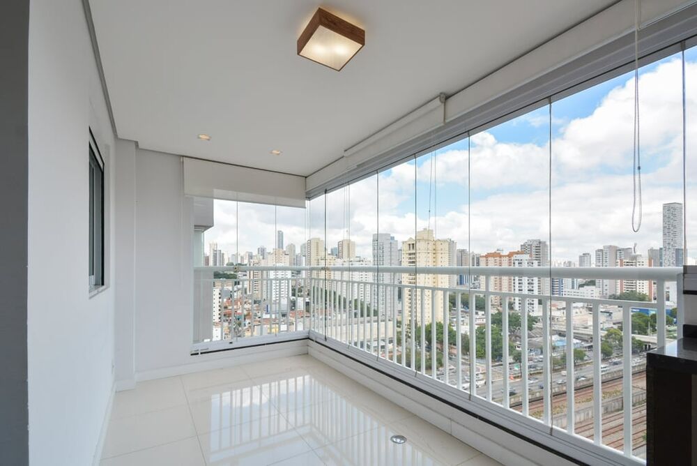 Apartamento à venda com 2 quartos, 63m² - Foto 1