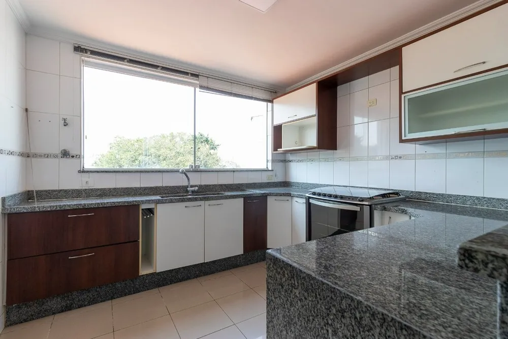 Casa, 3 quartos, 271 m² - Foto 2