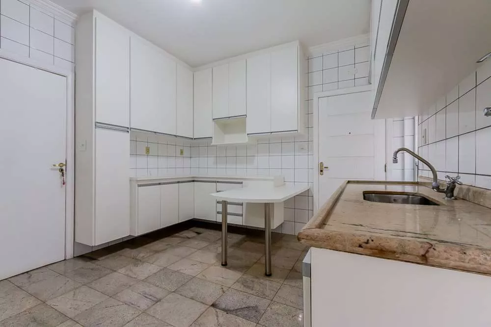 Apartamento à venda com 3 quartos, 155m² - Foto 7