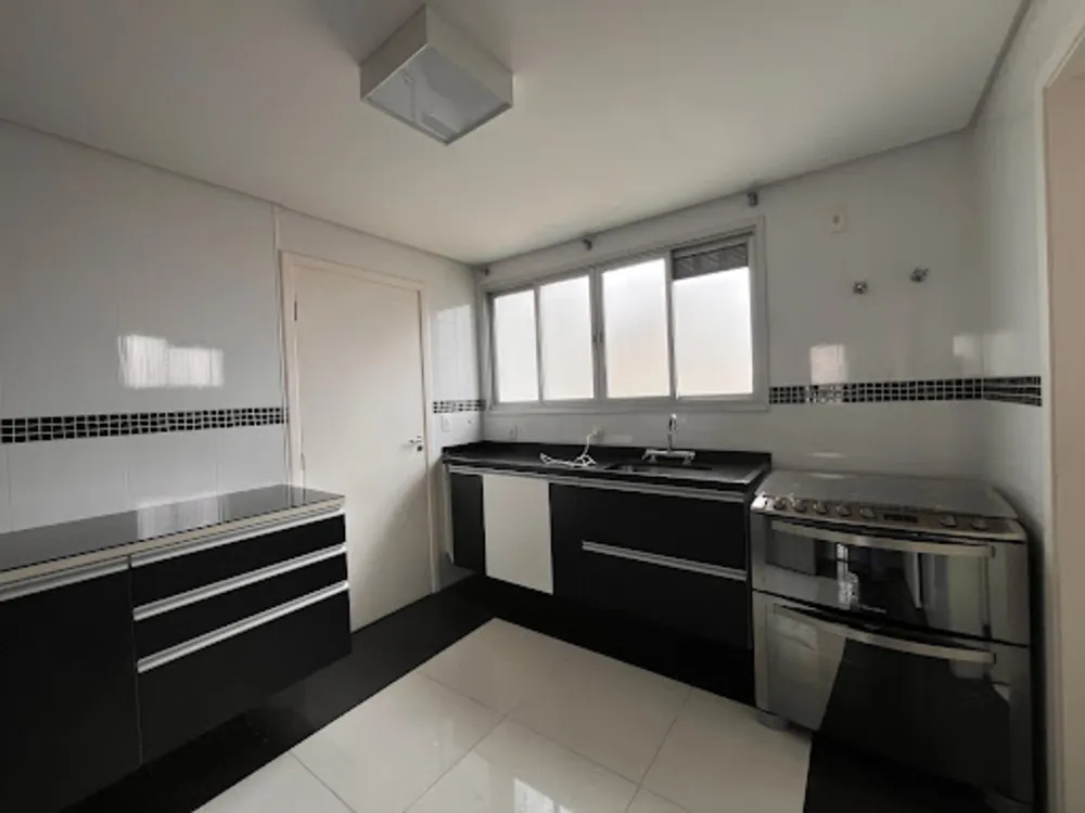 Apartamento, 3 quartos, 180 m² - Foto 2