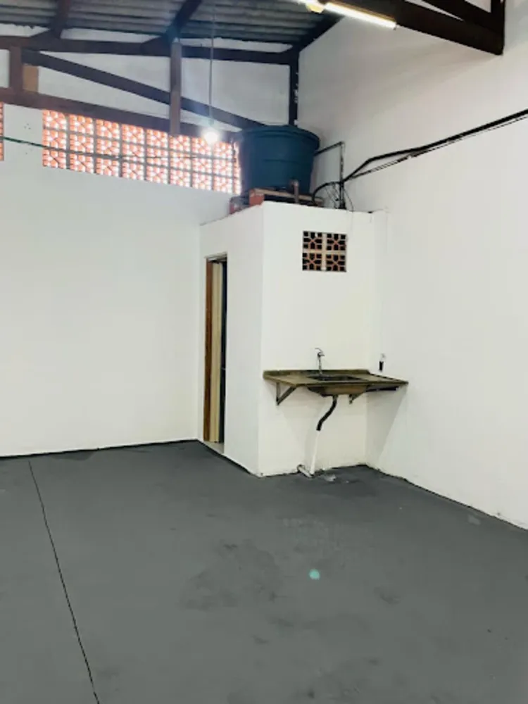 Depósito-Galpão, 180 m² - Foto 1