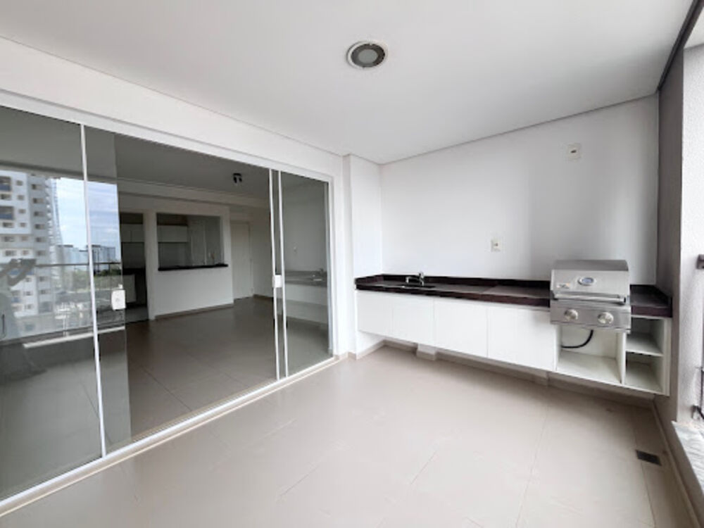 Apartamento à venda com 3 quartos, 120m² - Foto 1