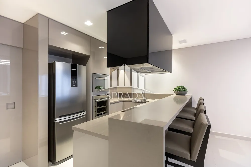 Apartamento, 4 quartos, 244 m² - Foto 2