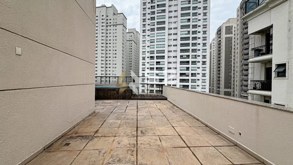 Cobertura, 3 quartos, 323 m² - Foto 4