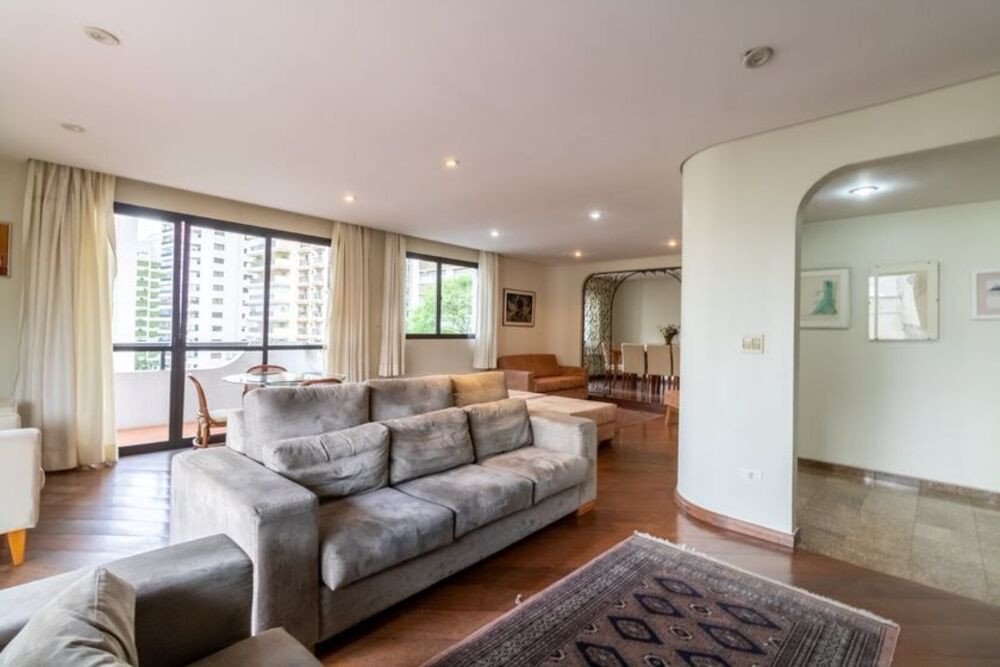 Apartamento, 4 quartos, 246 m² - Foto 1