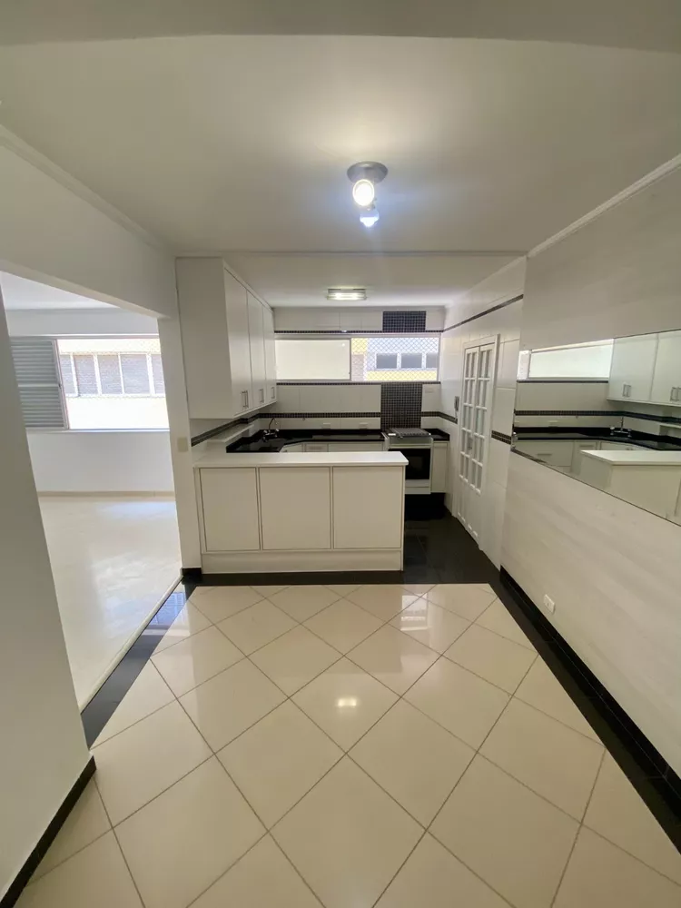 Apartamento, 3 quartos, 100 m² - Foto 2