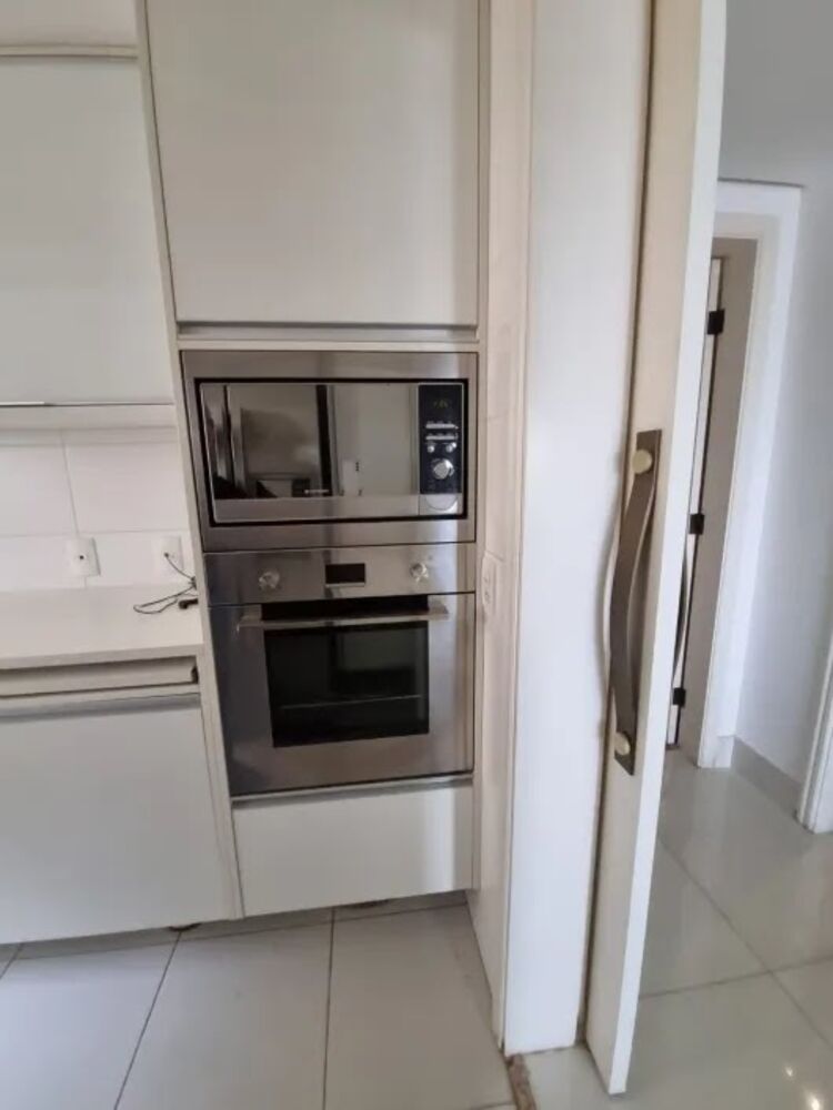 Apartamento, 3 quartos, 139 m² - Foto 2