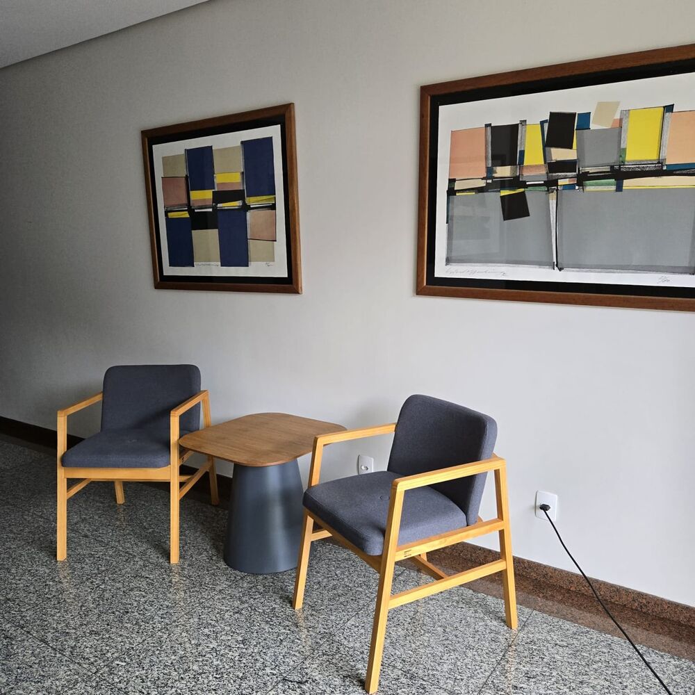 Apartamento à venda com 2 quartos, 56m² - Foto 3