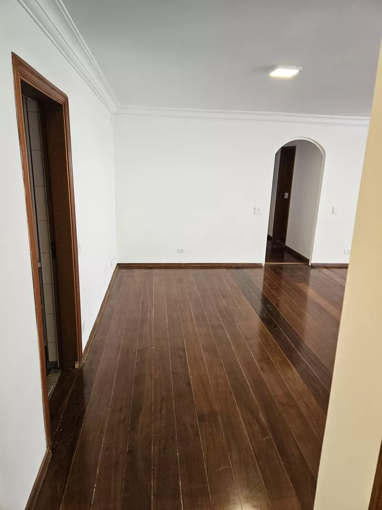 Apartamento para alugar com 3 quartos, 175m² - Foto 3