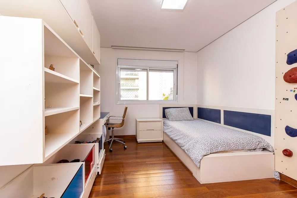 Apartamento à venda com 4 quartos, 267m² - Foto 32