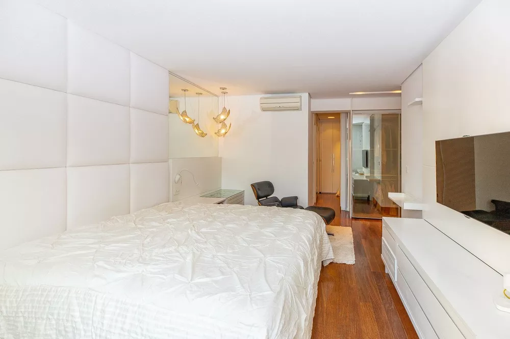 Apartamento à venda com 4 quartos, 267m² - Foto 25