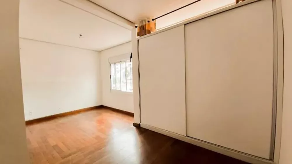 Casa, 4 quartos, 180 m² - Foto 2
