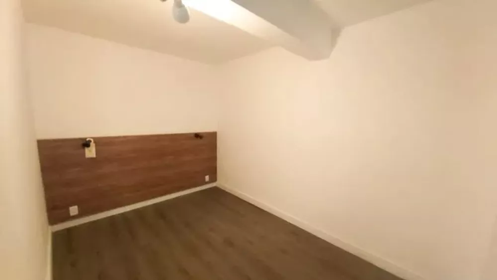 Casa, 4 quartos, 180 m² - Foto 1