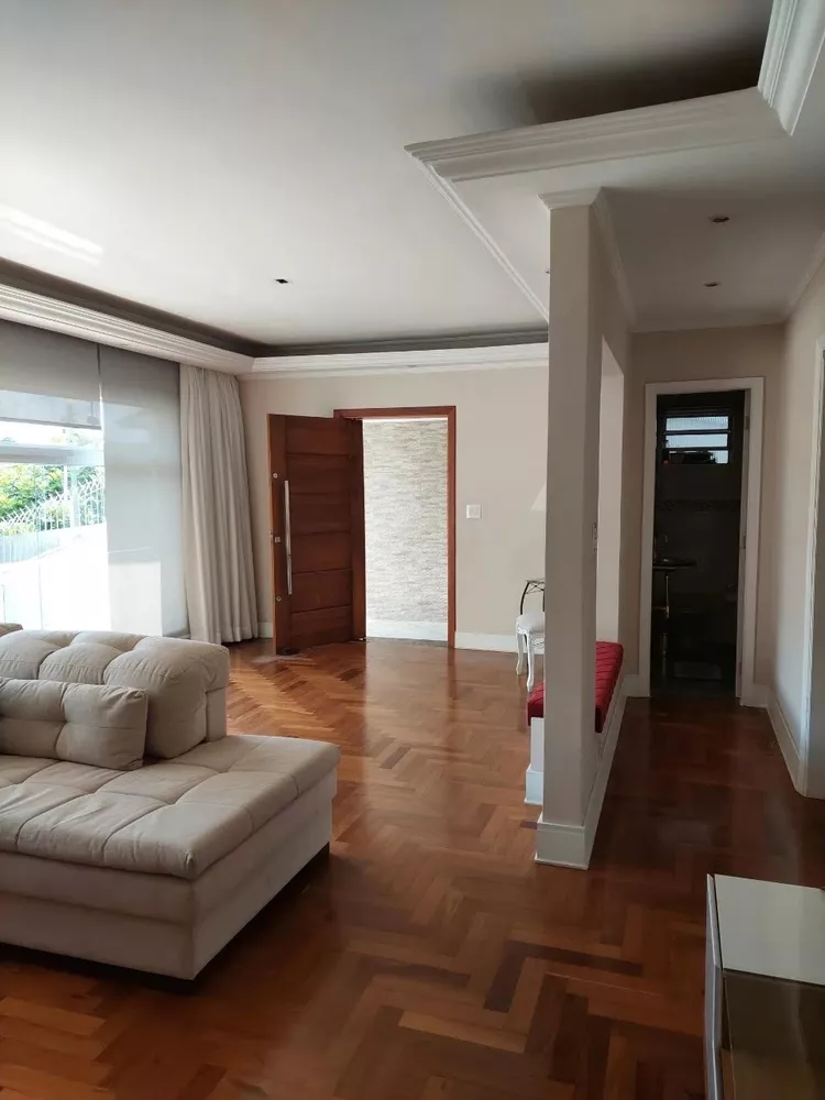 Sobrado, 3 quartos, 315 m² - Foto 1