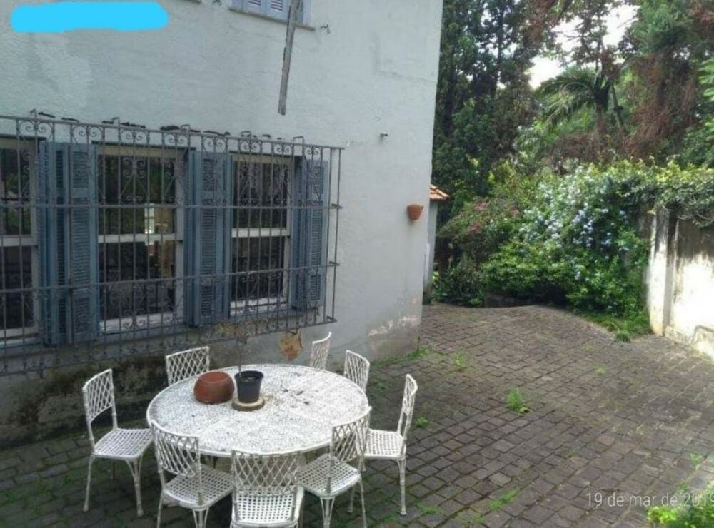 Casa à venda e aluguel com 3 quartos, 350m² - Foto 2