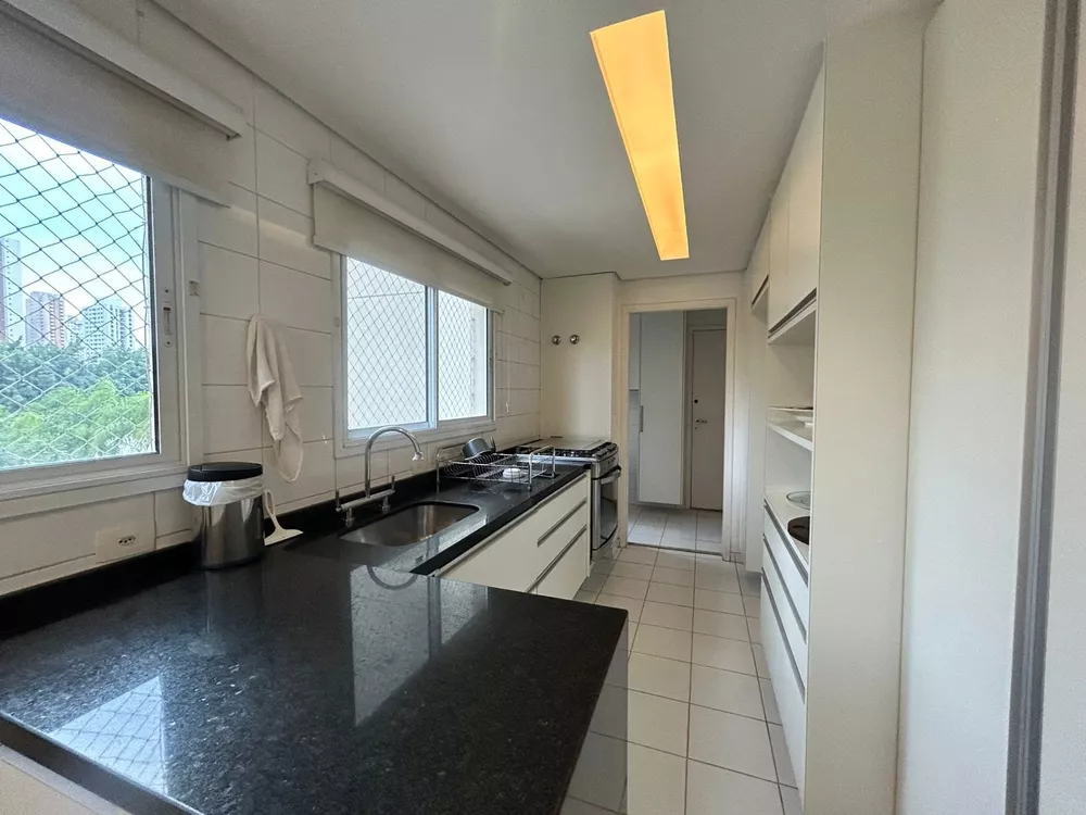 Apartamento, 3 quartos, 158 m² - Foto 1