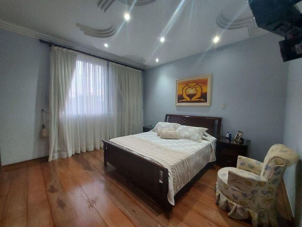Apartamento, 3 quartos, 205 m² - Foto 1