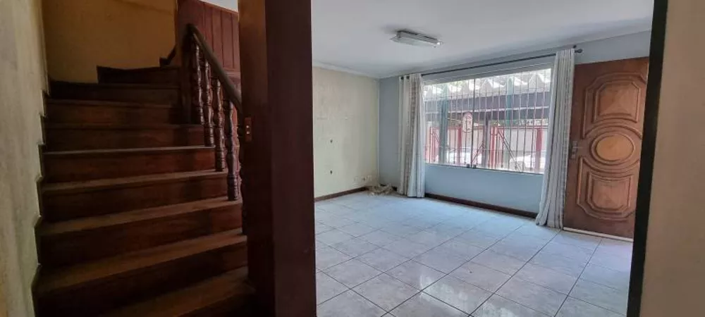 Sobrado à venda com 3 quartos, 145m² - Foto 1