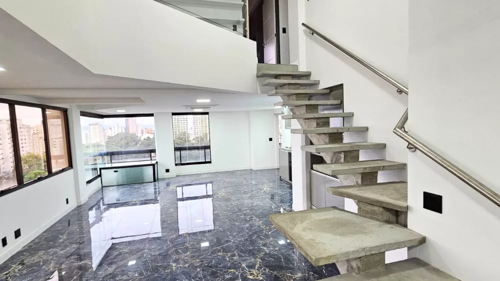 Apartamento, 3 quartos, 210 m² - Foto 1