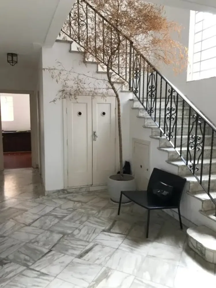 Sobrado, 6 quartos, 350 m² - Foto 1