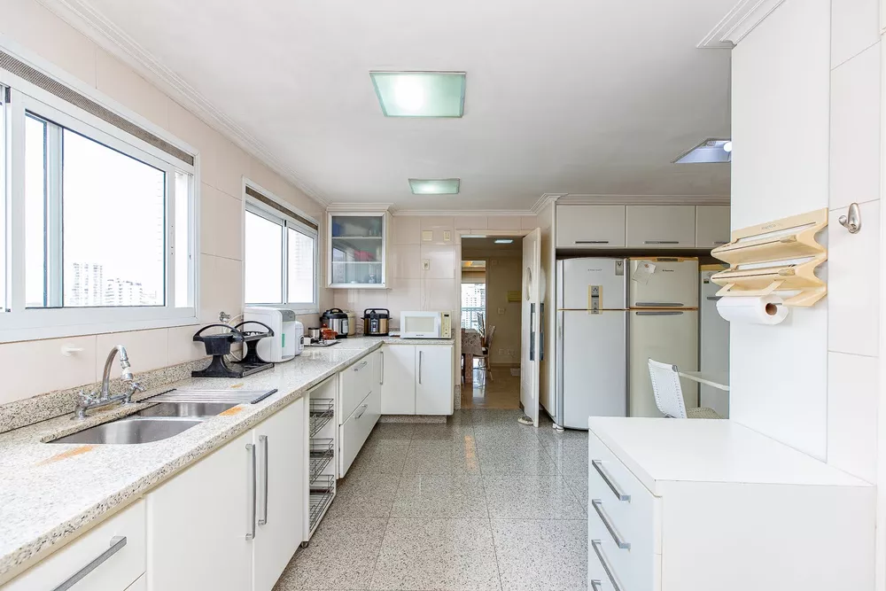 Cobertura, 3 quartos, 847 m² - Foto 1