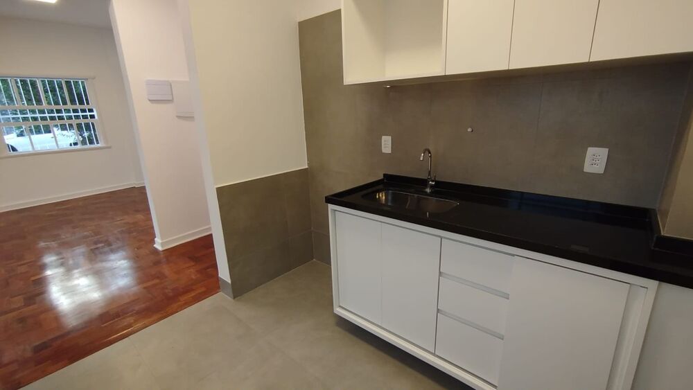 Apartamento para alugar com 3 quartos, 91m² - Foto 5
