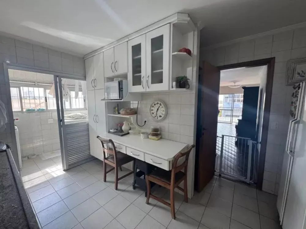 Apartamento, 3 quartos, 100 m² - Foto 2