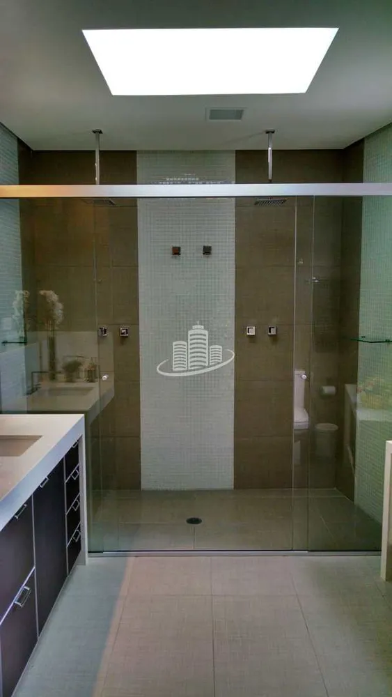 Sobrado, 6 quartos, 810 m² - Foto 1