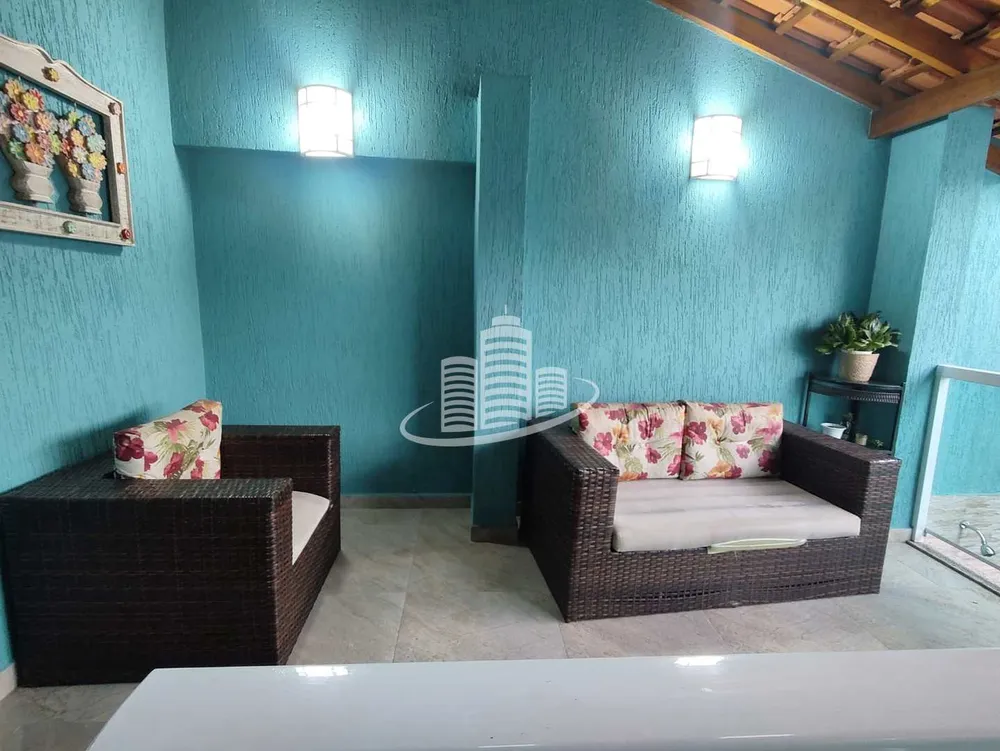 Casa, 3 quartos, 238 m² - Foto 1