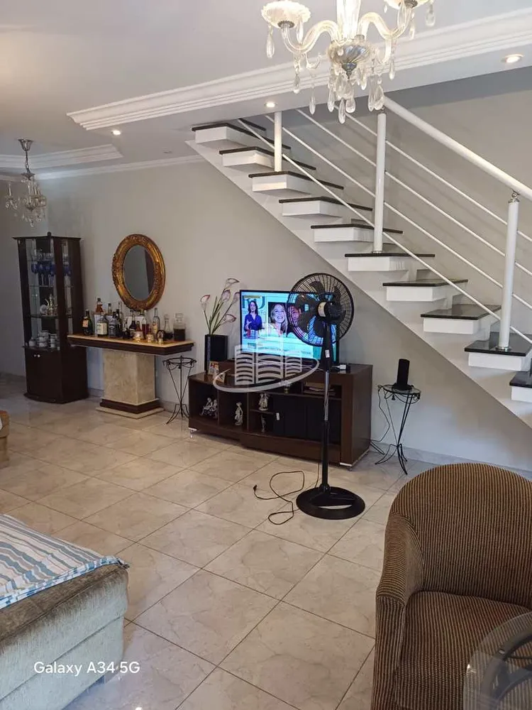 Sobrado, 4 quartos, 170 m² - Foto 1
