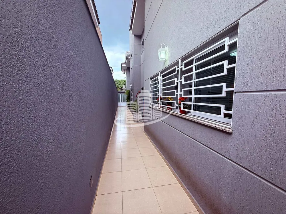 Sobrado, 3 quartos, 253 m² - Foto 1