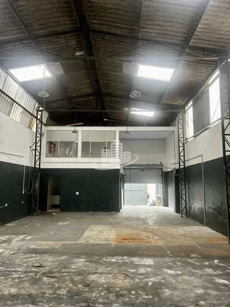 Depósito-Galpão, 216 m² - Foto 1