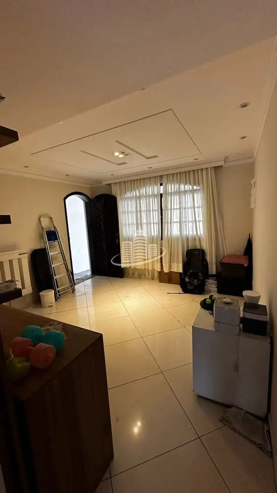 Casa, 3 quartos, 240 m² - Foto 2