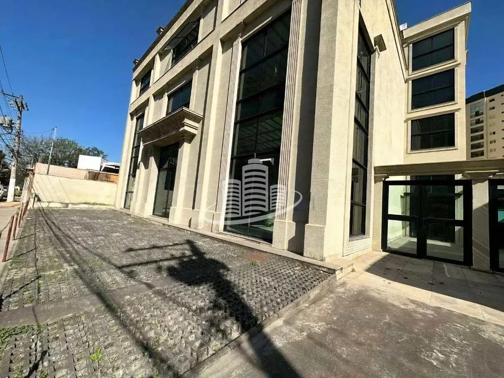 Prédio Inteiro, 2200 m² - Foto 1