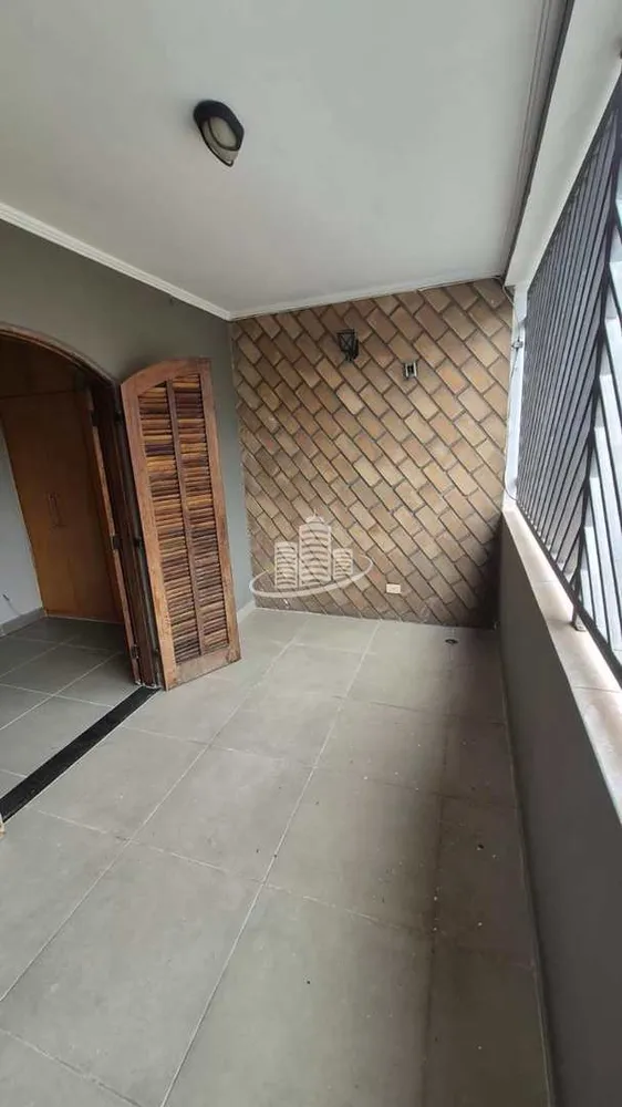 Sobrado, 3 quartos, 330 m² - Foto 1