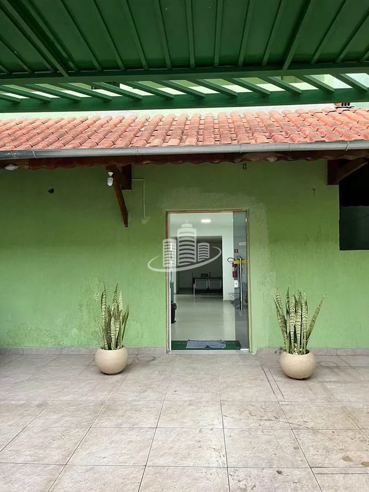 Sobrado, 12 quartos, 500 m² - Foto 1